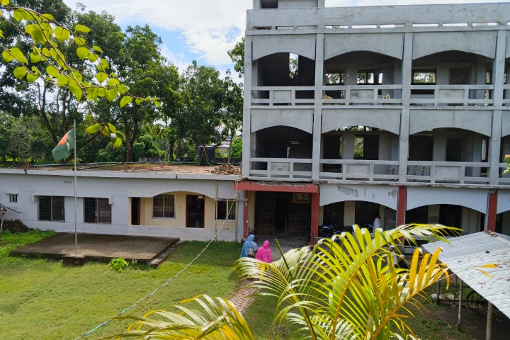 প্রতিষ্ঠানের ভবন